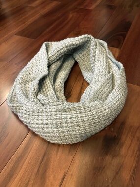 Mossimo Infinity Light Grey Knit Scarf